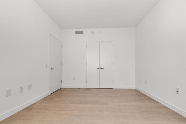 Building Photo - 1 bedroom in New York NY 10002