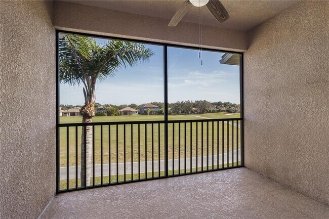 Building Photo - 819 Fairwaycove Ln