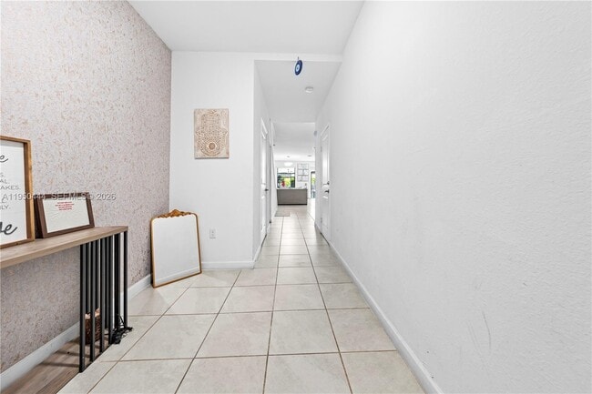 Building Photo - 25557 SW 109th Ave