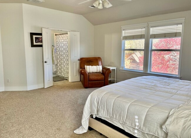 Building Photo - 21106 El Suelo Bueno