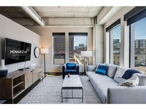 Building Photo - 728 N 3rd St