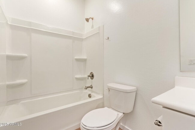 Building Photo - 14202 W Willow Ave