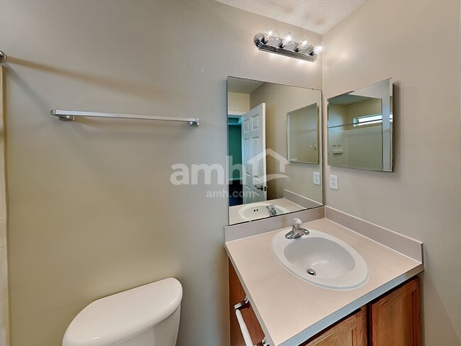 Building Photo - 3966 Pebble Brooke Cir S