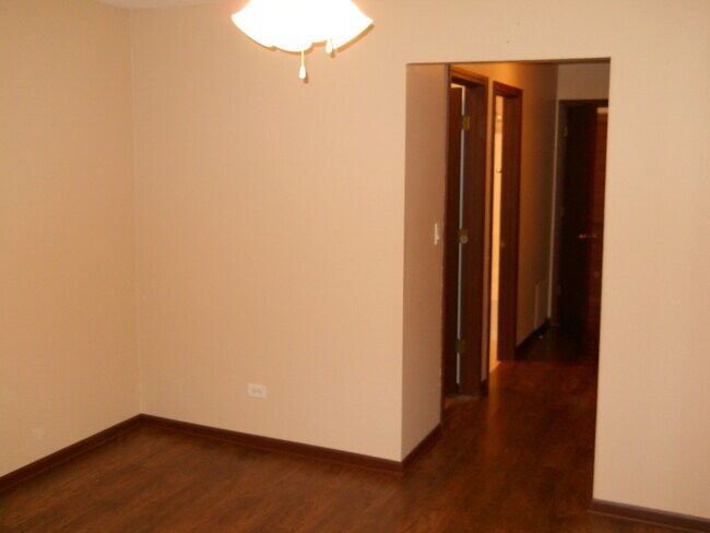 Building Photo - 621 Hapsfield Ln