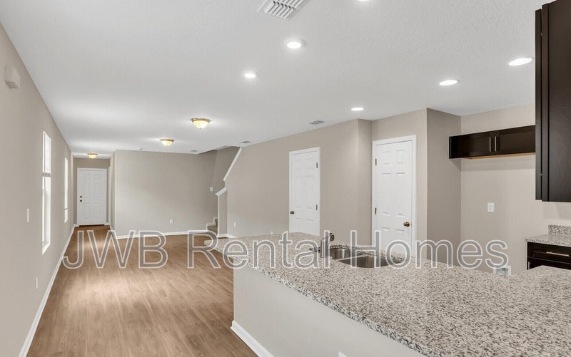 Building Photo - 8311 Dandy Ave