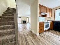 Building Photo - **$1000 DEPOSIT + FREE FIRST MONTH'S RENT** 3 Bed 1.5 Bath Townhouse In Garden Home~ A/C~ Wood Bu...