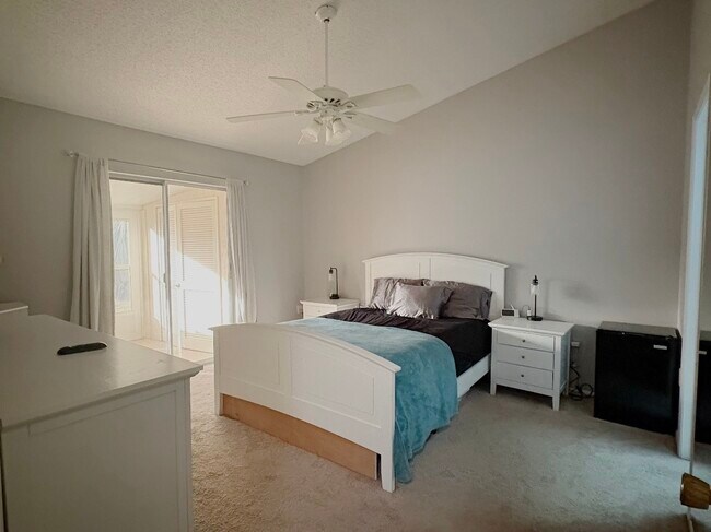 Building Photo - 746 N Jefferson Ave