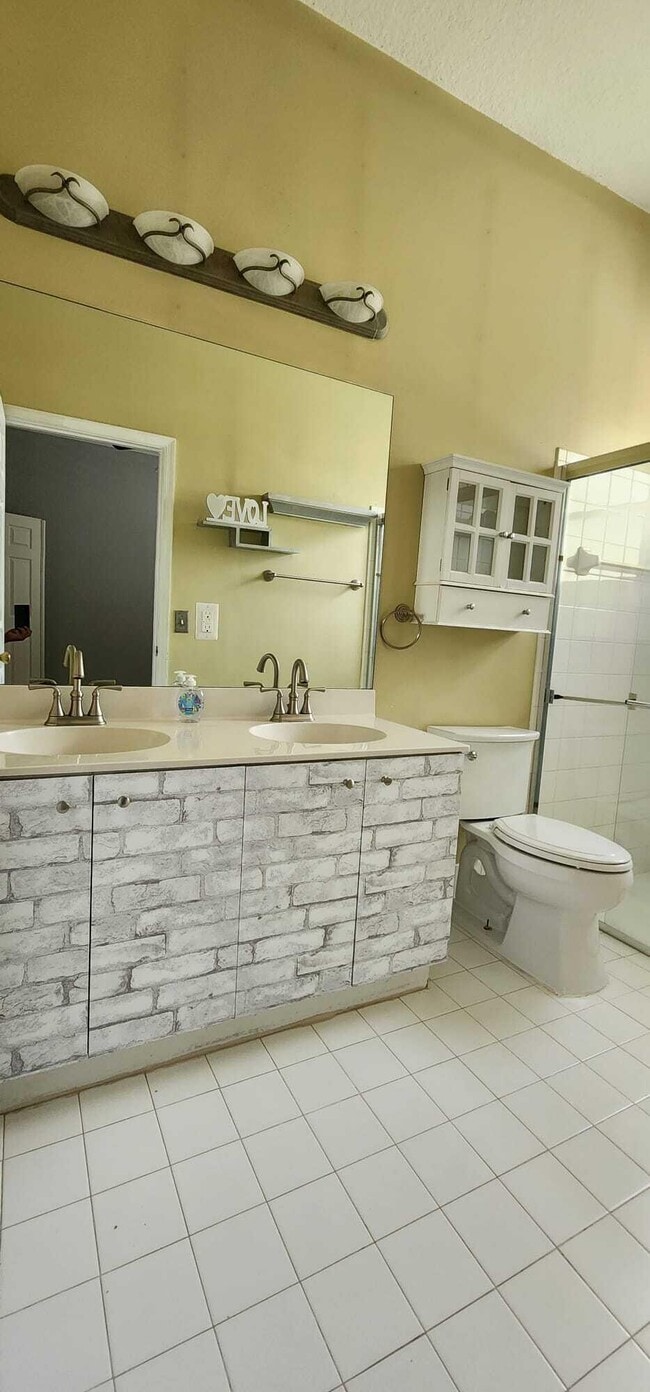 Building Photo - 146 Prestige Dr