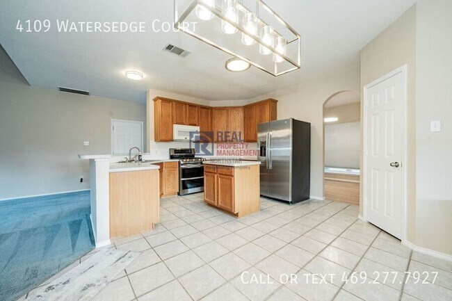 Building Photo - 4109 Watersedge Ct