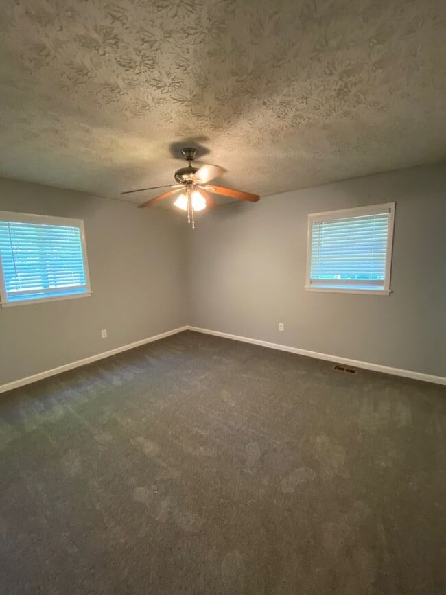 Building Photo - 3063 Sasanqua Ln SW