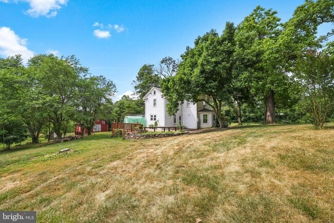 Building Photo - 18373 Lickey Mill Rd