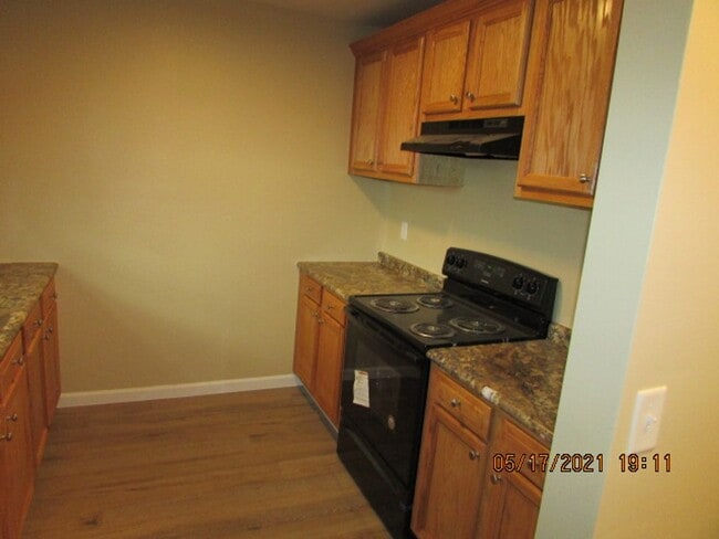 Building Photo - Close to Shaw AFB!