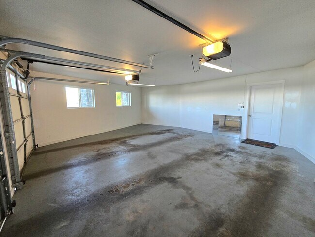 Building Photo - 3 Bedroom 3 Bathroom Home in Lake Stevens, WA