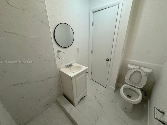 Building Photo - 5815 NW 18th Ave