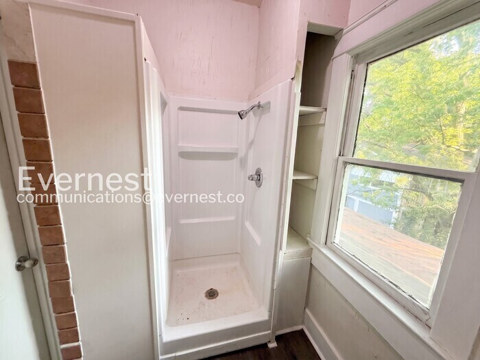 Building Photo - 222 73rd St N