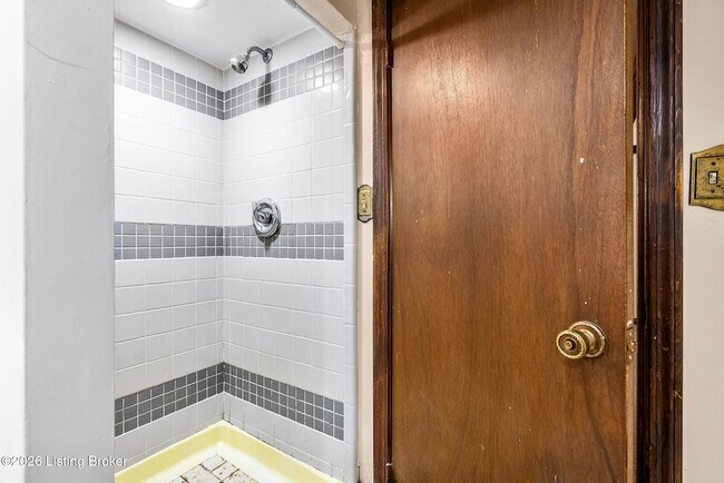 Building Photo - 7506 Pimlico Dr