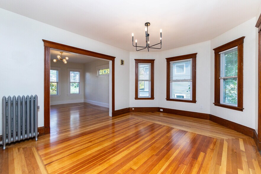 Building Photo - 20 Egerton Rd