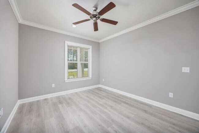 Building Photo - 77 Perimeter Pl