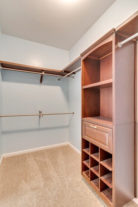 Building Photo - 12 Old Bridge Dr