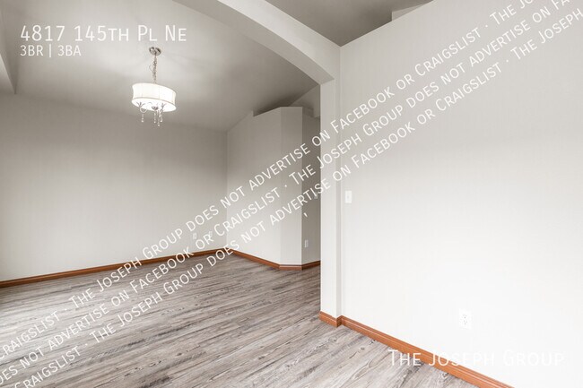 Building Photo - 4817 145th Pl NE