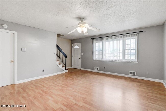 Building Photo - 604 Ezara Ct