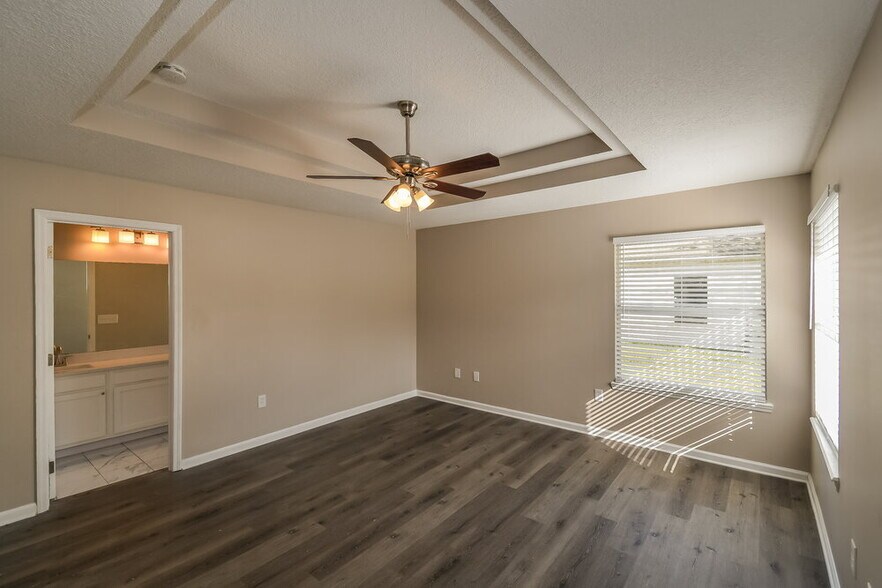 Building Photo - 6322 Morse Oaks Cir