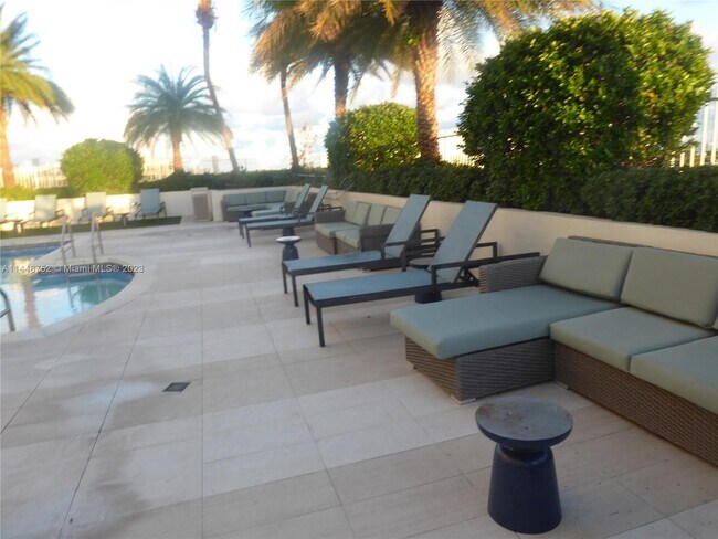 Building Photo - 3000 Coral Way