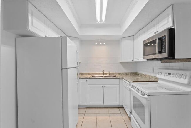 Building Photo - 2 bedroom in Jacksonville FL 32217