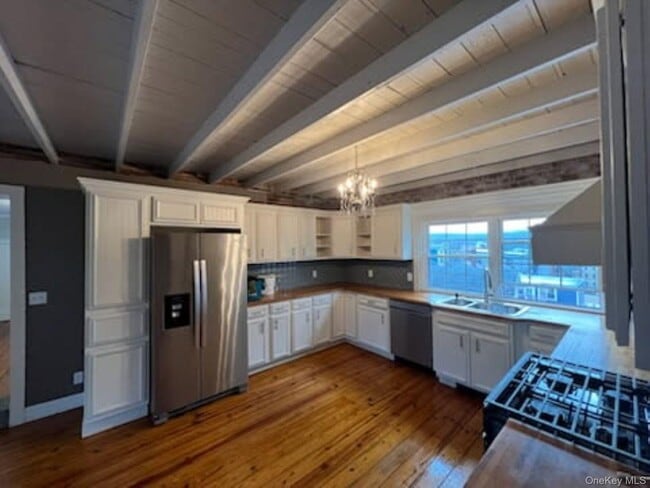 Building Photo - 205 Union St