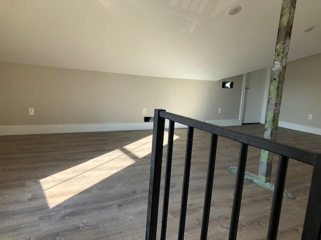 Loft/2nd Bedroom - 906 Saratoga St