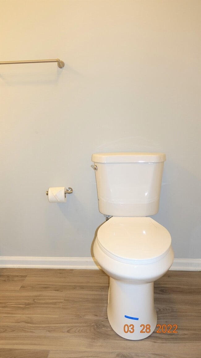 Building Photo - 5723 Aftonshire Dr