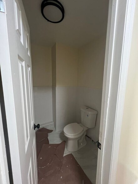 Building Photo - 139-12 Springfield Blvd