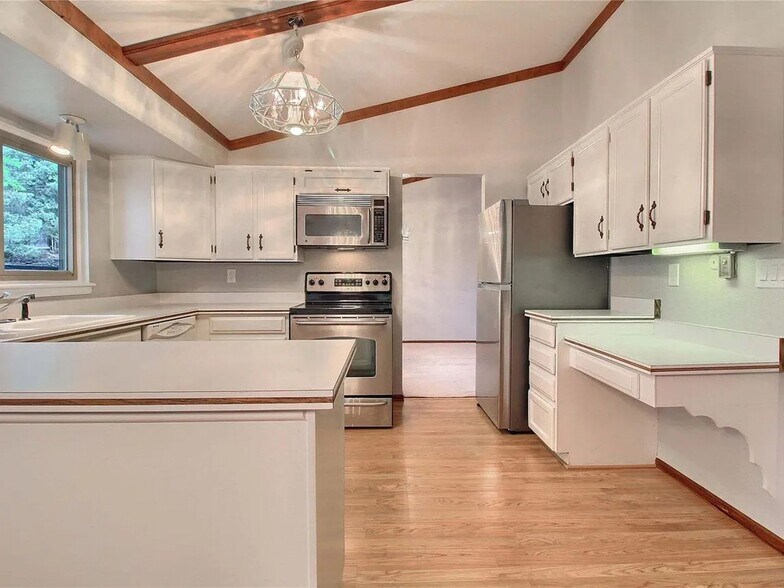 Building Photo - 4693 S Zenobia St