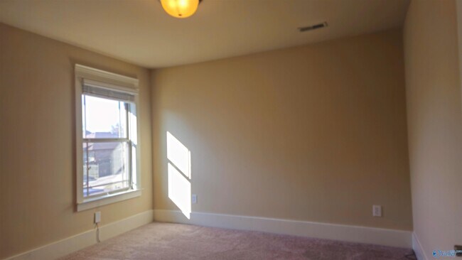 Building Photo - 3 Sudworth Dr SW