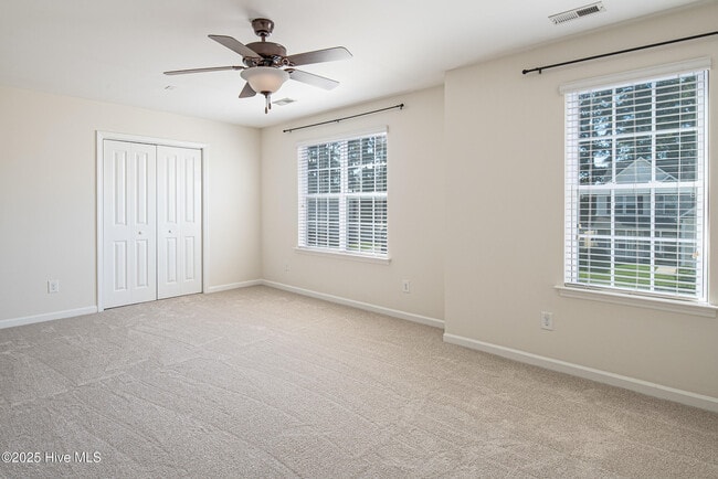 Building Photo - 808 Jade Ln