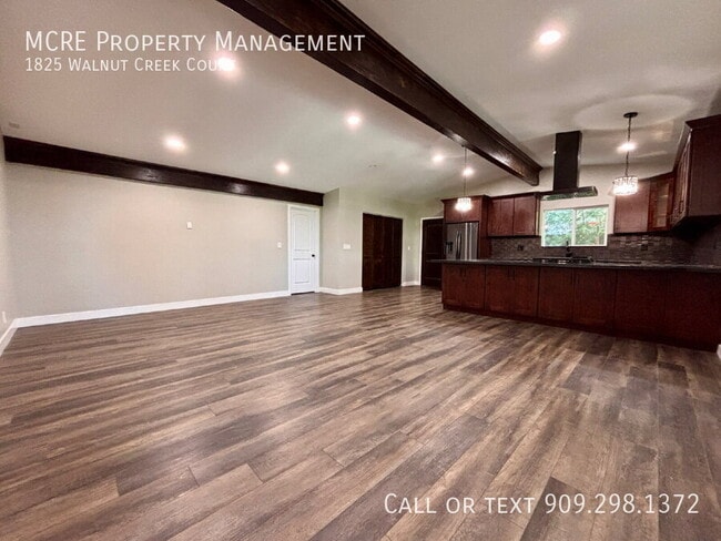 Building Photo - 1825 Walnut Creek Ct