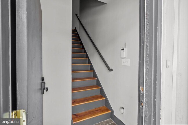 Building Photo - 1805 N 18th St