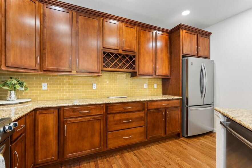 Building Photo - 7865 Vallagio Ln