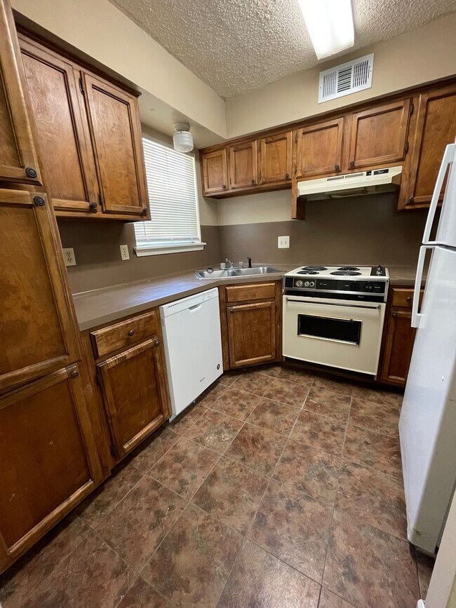 Building Photo - n44shen