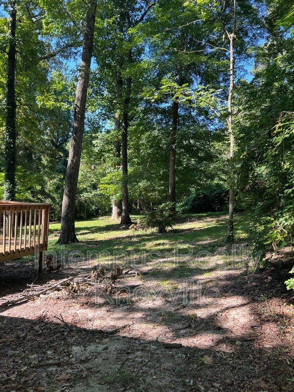 Building Photo - 5801 Ridgewood Rd