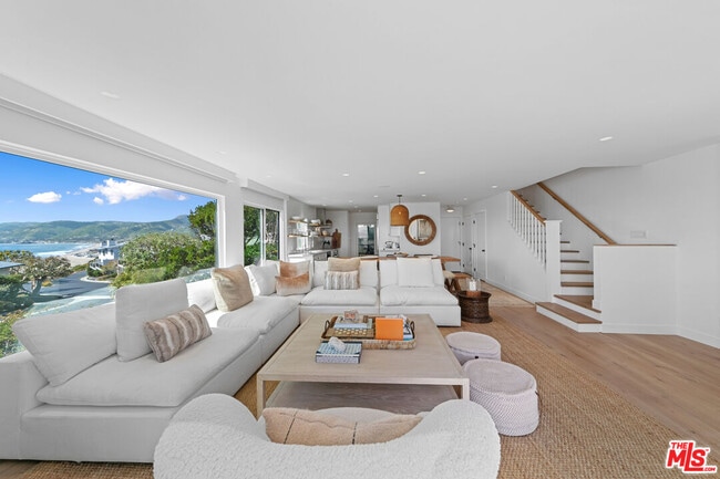 Building Photo - 29680 Zuma Bay Way