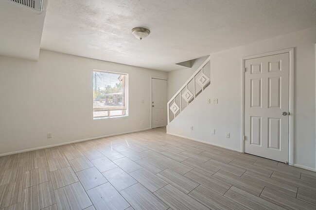 Building Photo - 5869 N 59th Dr