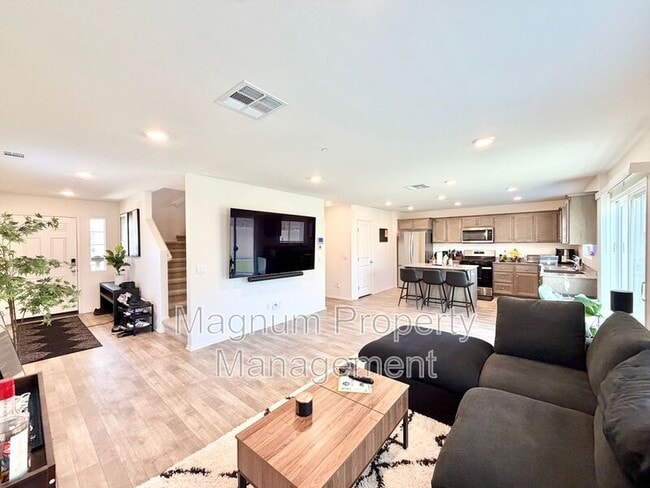 Building Photo - 30607 Cyclone Ave
