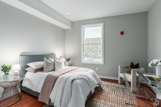 2BR, 2BA - 1,028SF - Primary Bedroom - The George