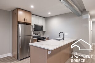 Building Photo - 2409 N Kedzie Blvd