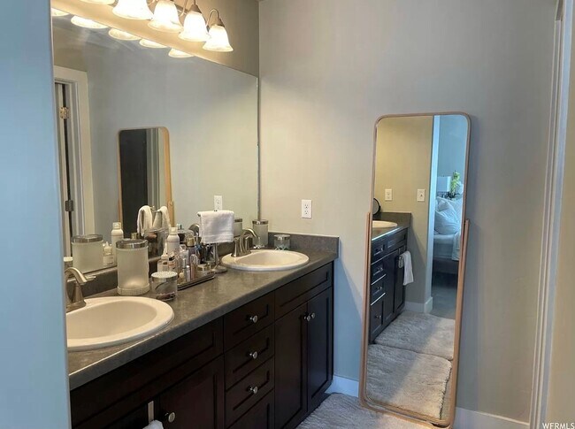 Building Photo - Cicino Homes - West Point