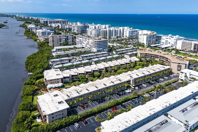 Building Photo - 3605 S Ocean Blvd