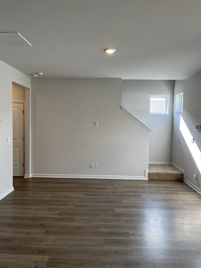 Building Photo - 7213 Carrie Ct