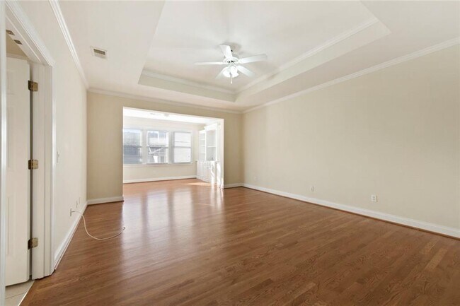 Building Photo - 5826 Riverstone Cir