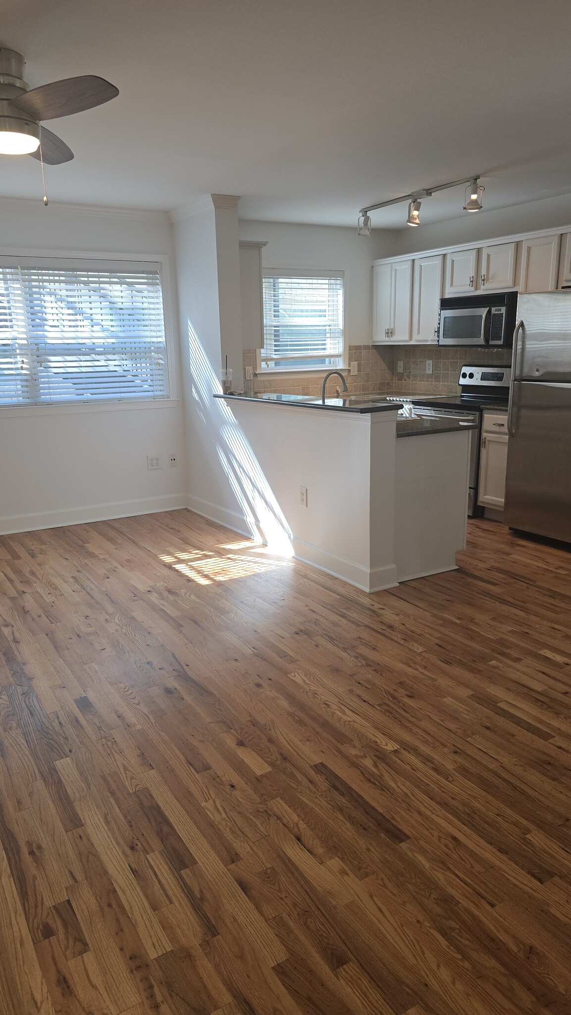 Building Photo - 48 Peachtree Ave NE